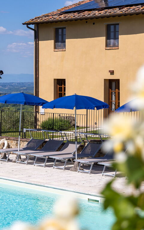 Villa Il Caggio: Buitenkanten, Buitenshuis, zwembad