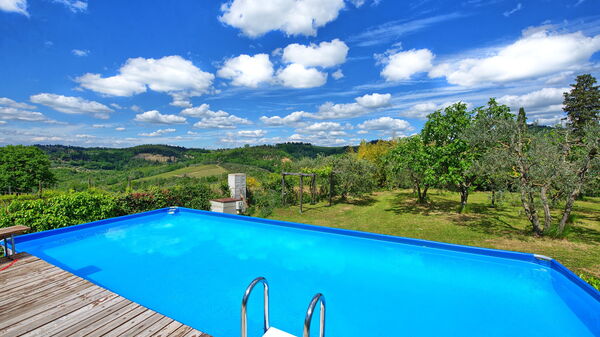 Maggiano: Keer bekeken, zwembad