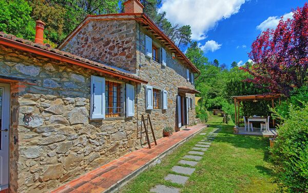 Casale di Cozzile: Buitenkanten, Tuin
