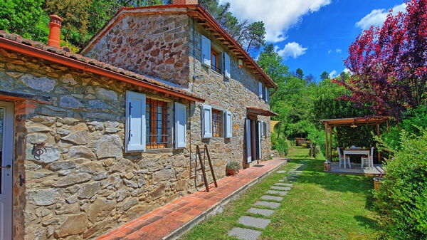 Casale di Cozzile: Buitenkanten, Tuin