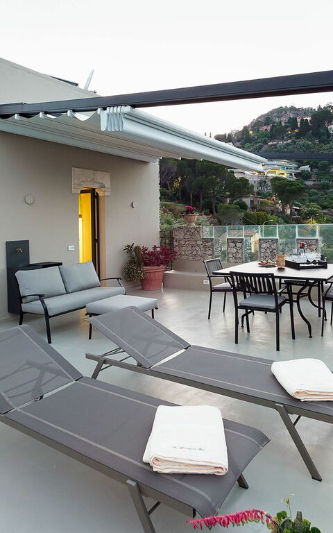 Torre Isola Bella: Balkon / terras / patio