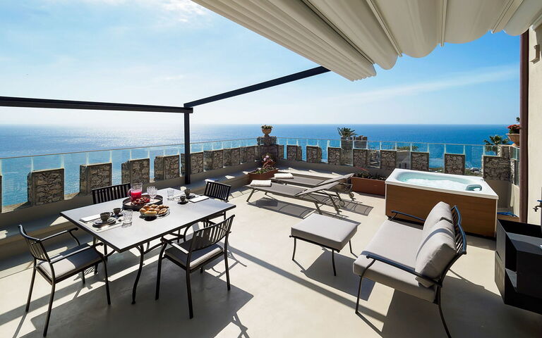 Torre Isola Bella: Balkon / terras / patio