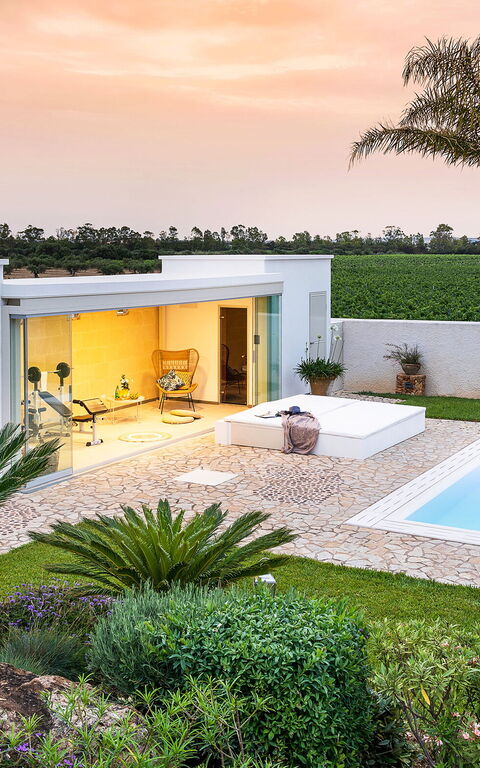 Villa Pietra Del Sole: Buitenkanten, Buitenshuis, Tuin, zwembad