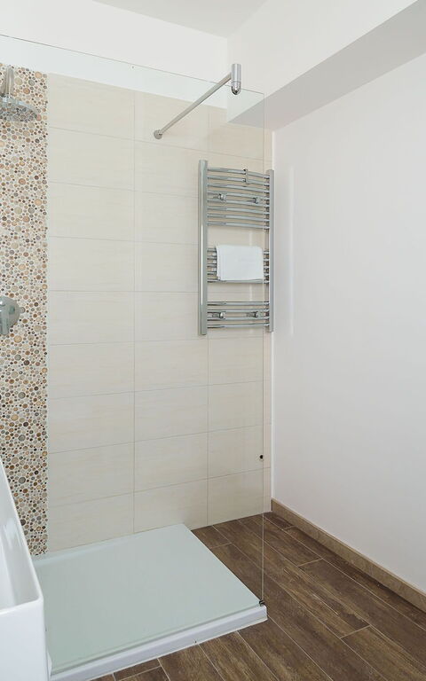 Villa Pietra Del Sole: Badkamer