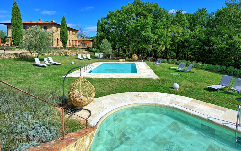 Borgo Mulignone: Tuin, zwembad