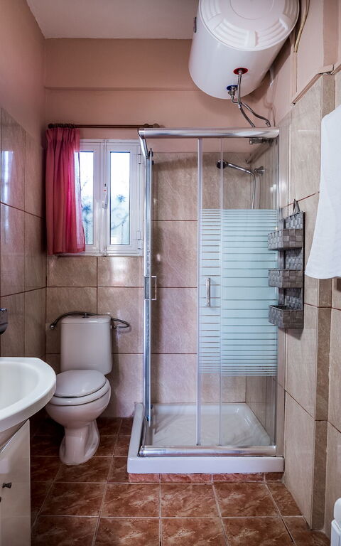 Beachfront Villa Rania: Badkamer