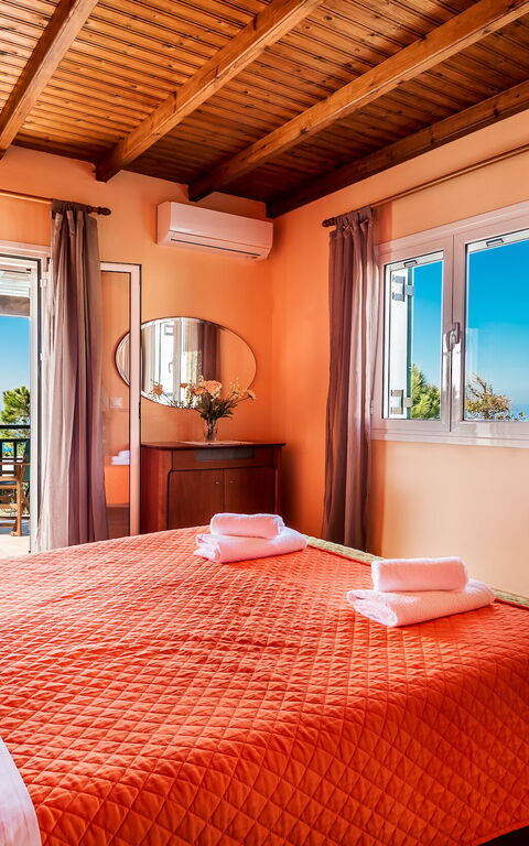 Beachfront Villa Rania: slaapkamer