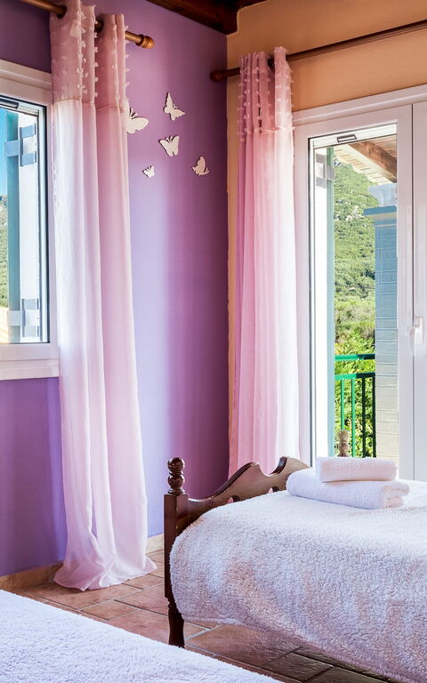 Beachfront Villa Rania: slaapkamer