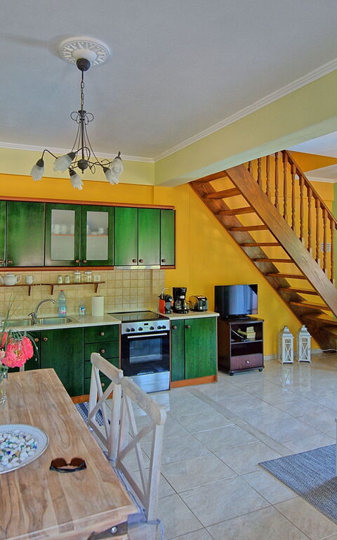 Beachfront Villa Rania: Keuken, Lunchroom, Woonkamer