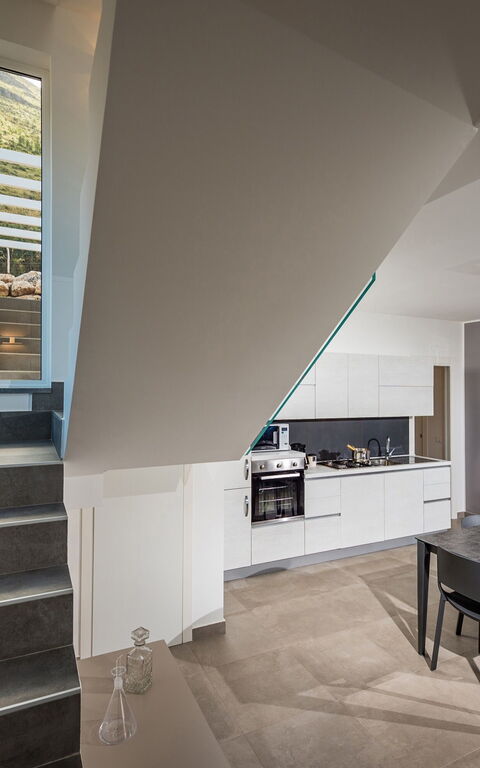 Villa Scire: Keuken, Lunchroom