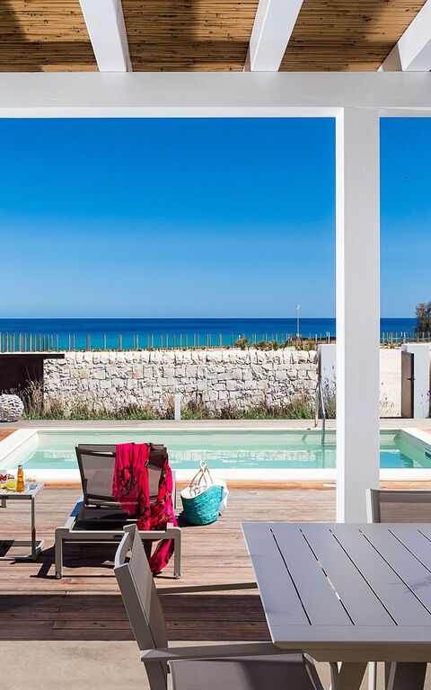 Villa San Lorenzo Lavanda: Buitenshuis, zwembad