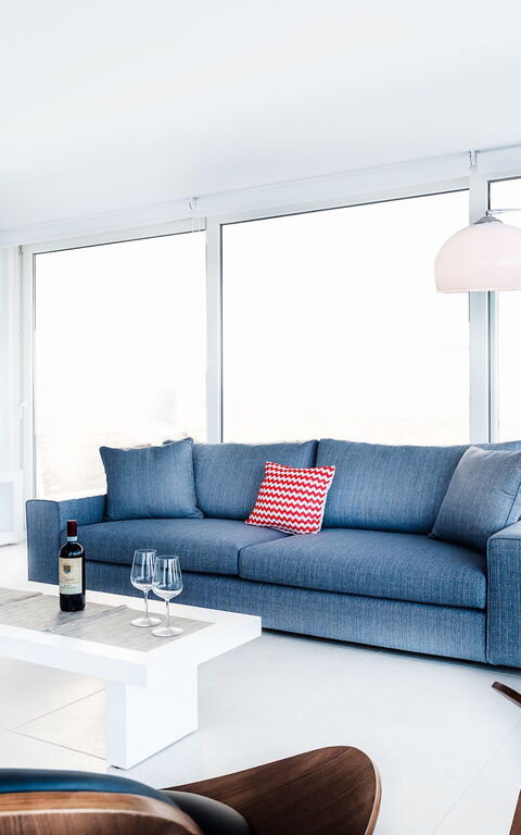 Villa Athena: Keuken, Lunchroom, Woonkamer