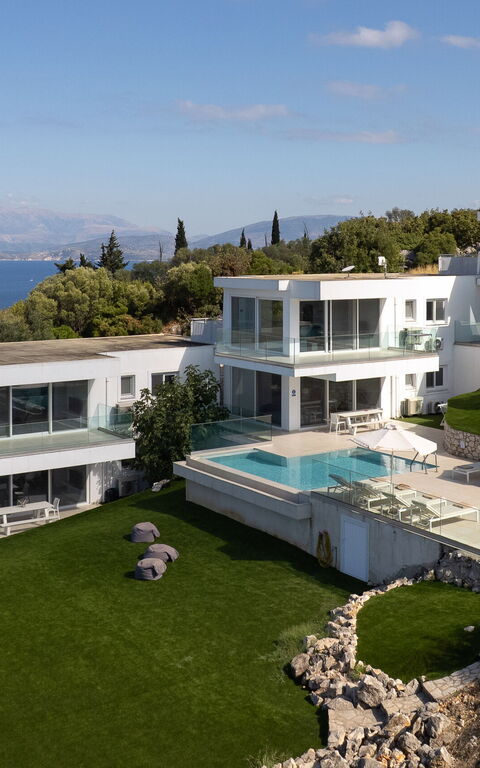 Villa Nafsika: Buitenkanten, Buitenshuis, Keer bekeken, Tuin, zwembad