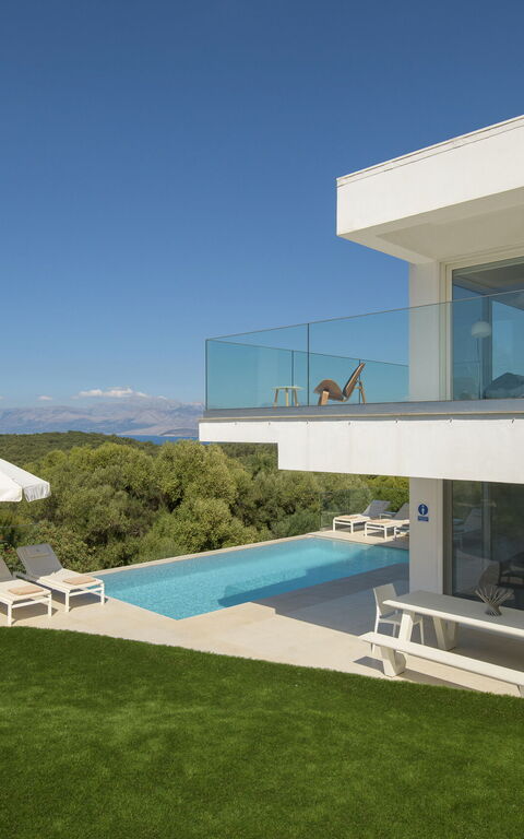 Villa Nafsika: Buitenkanten, Buitenshuis, Keer bekeken, Tuin, zwembad