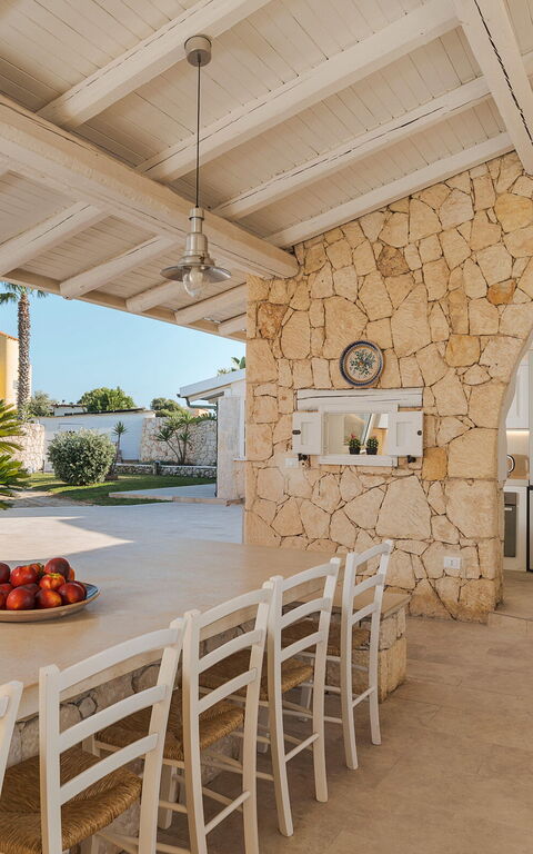 Villa Del Mito: Balkon / terras / patio, Buitenkanten, Buitenshuis, Keuken