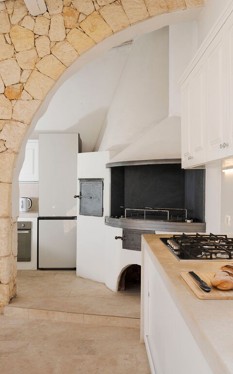 Villa Del Mito: Buitenkanten, Buitenshuis, Keuken