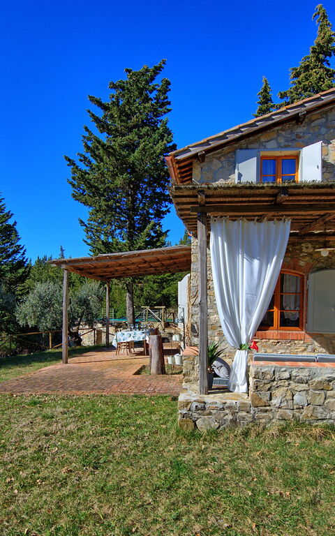 Casa Fioraie: Buitenkanten, Buitenshuis, Tuin