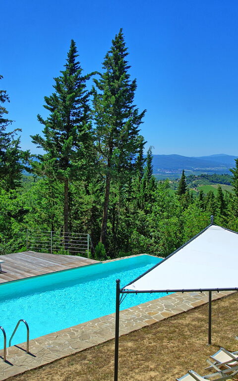 Casa Fioraie: Buitenshuis, zwembad