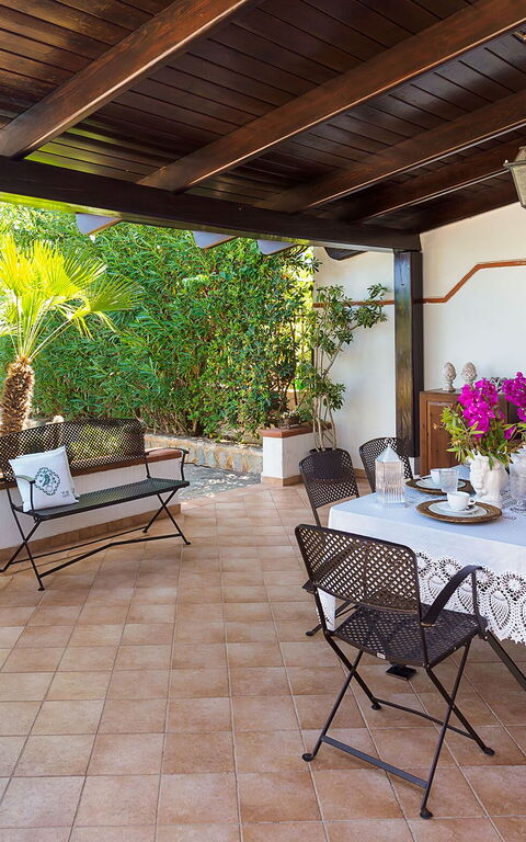 Villa Cala Mancina: Buitenshuis