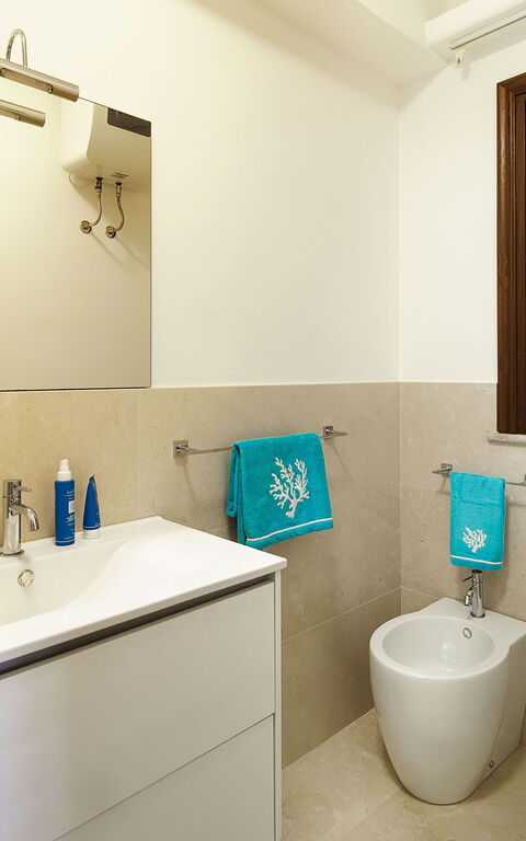 Villa Cala Mancina: Badkamer