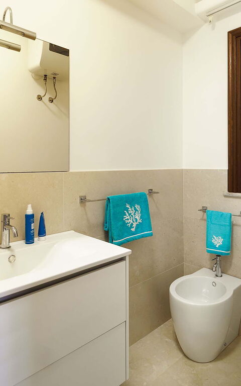Villa Cala Mancina: Badkamer