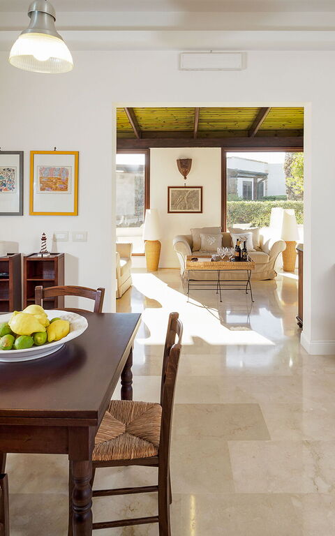 Villa Cala Mancina: Lunchroom