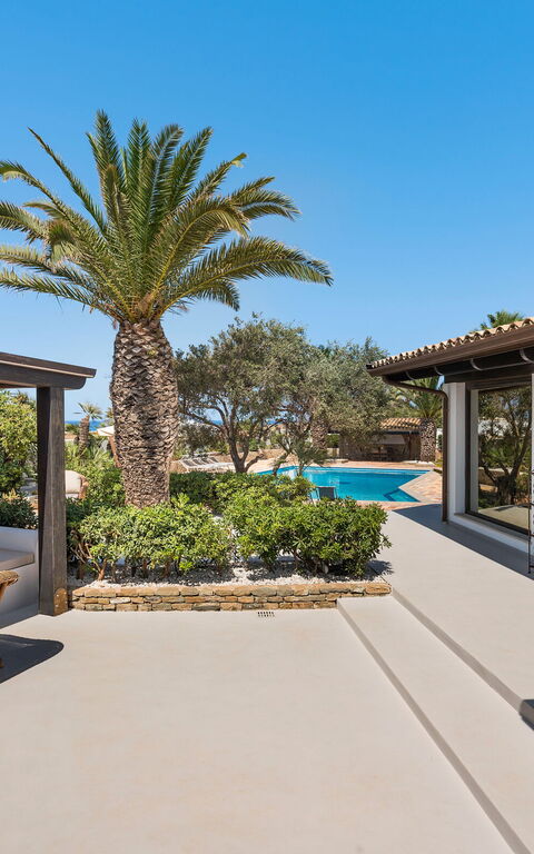 Villa Cala Mancina: Balkon / terras / patio, Buitenkanten, Buitenshuis
