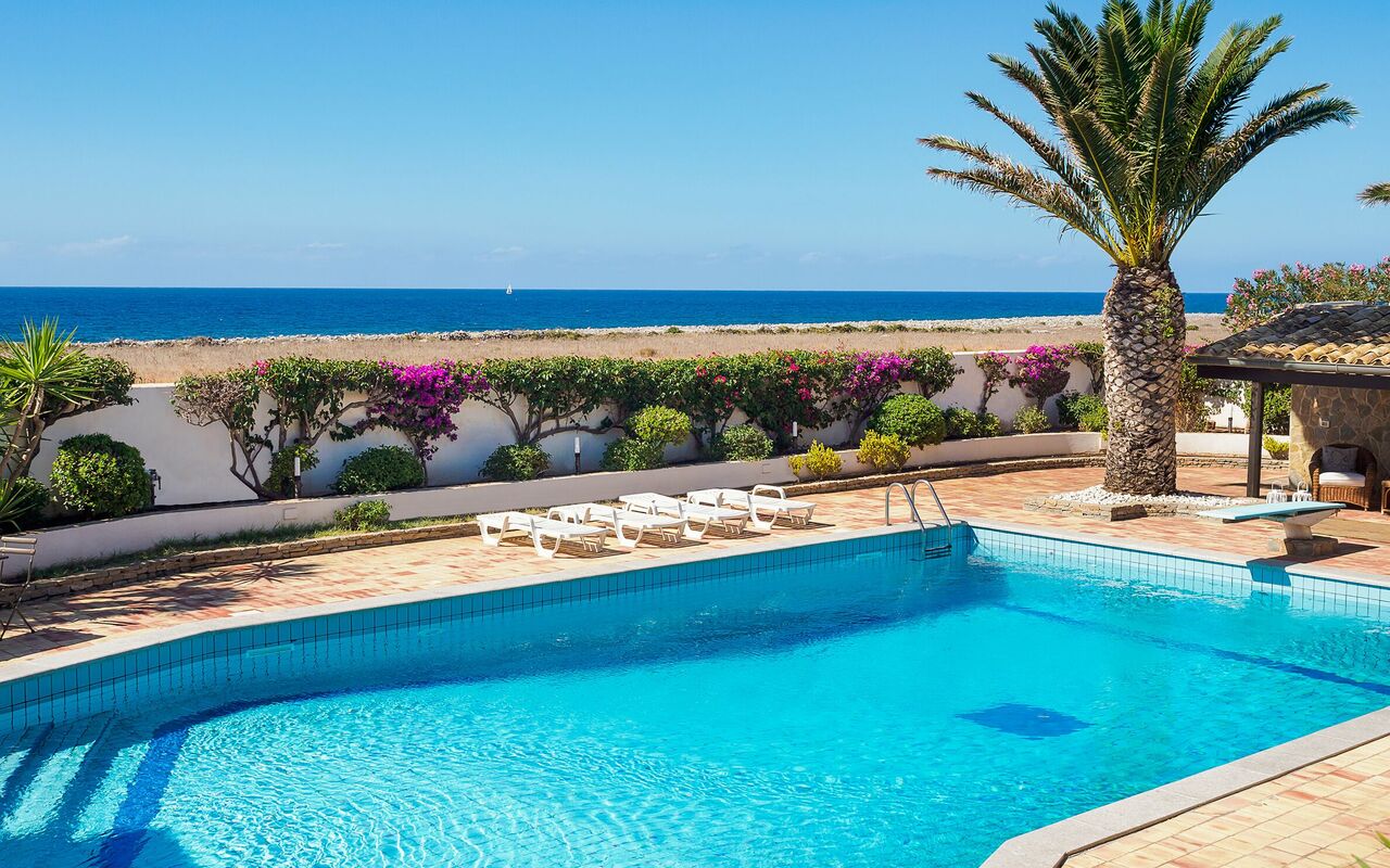 Villa Cala Mancina: zwembad