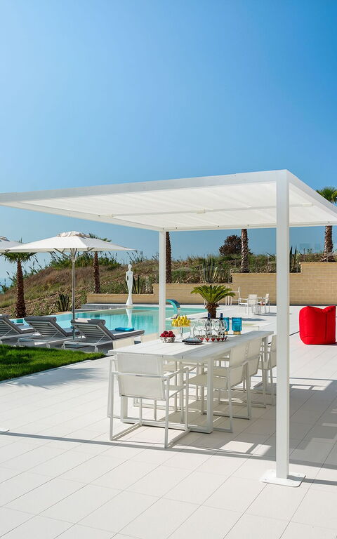 Villa Camemi: Balkon / terras / patio, Buitenshuis, Zomer