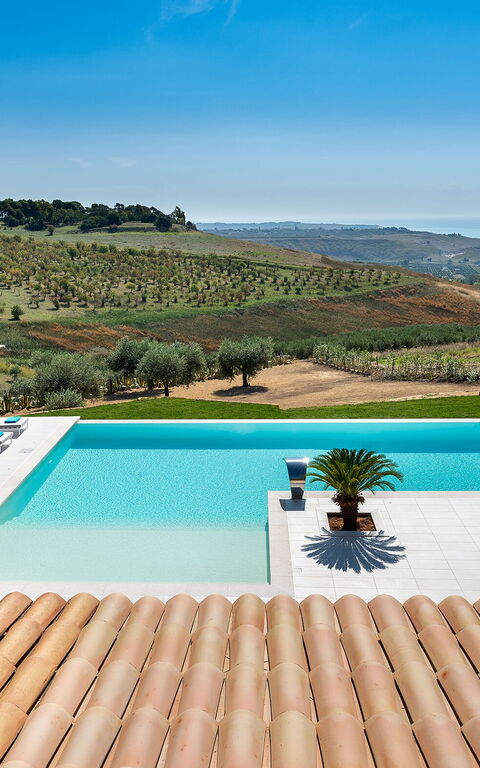 Villa Camemi: Buitenshuis, Keer bekeken, Zomer, zwembad