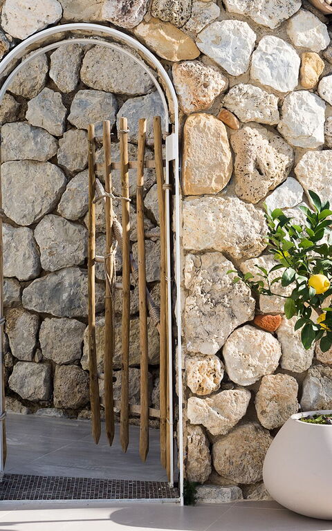 Villa Pales: Buitenshuis