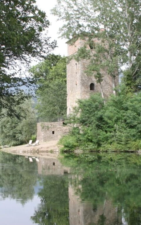 Santa Flora: Keer bekeken