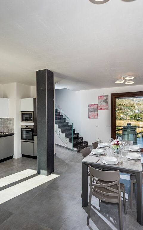 Villa Livreri: Keuken, Lunchroom