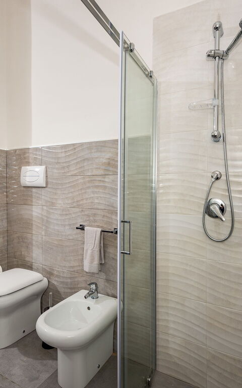 Villa Livreri: Badkamer