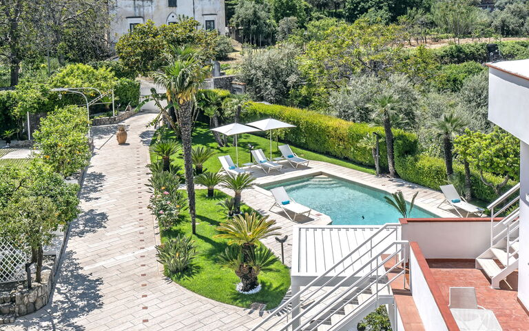 Villa Antonietta: Buitenkanten, Buitenshuis, Tuin, zwembad