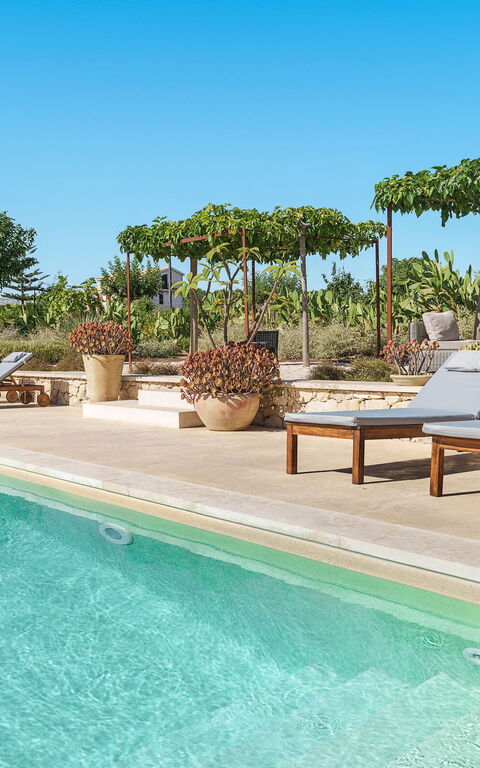 Villa Degli Aranci: Buitenkanten, Buitenshuis, zwembad