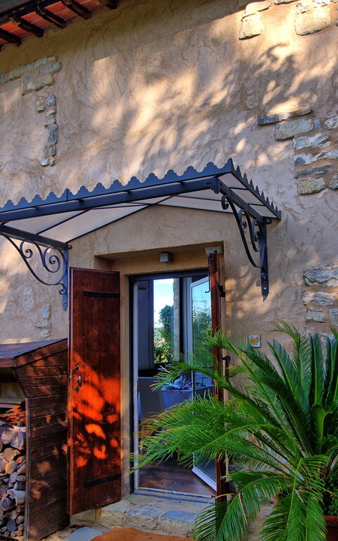 Villa Ancora: Buitenkanten, Buitenshuis