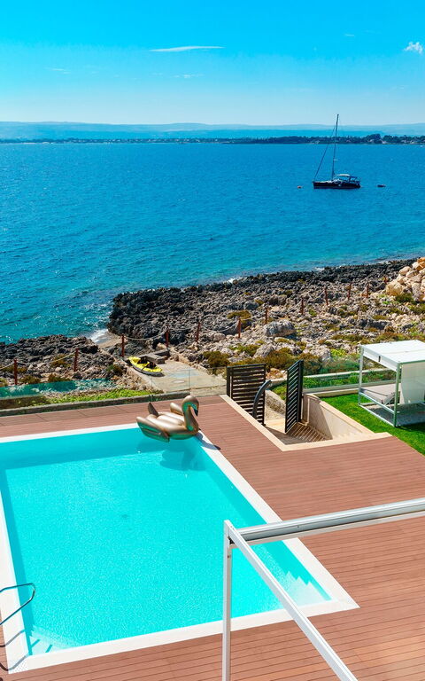 Villa Angelina: Keer bekeken, zwembad