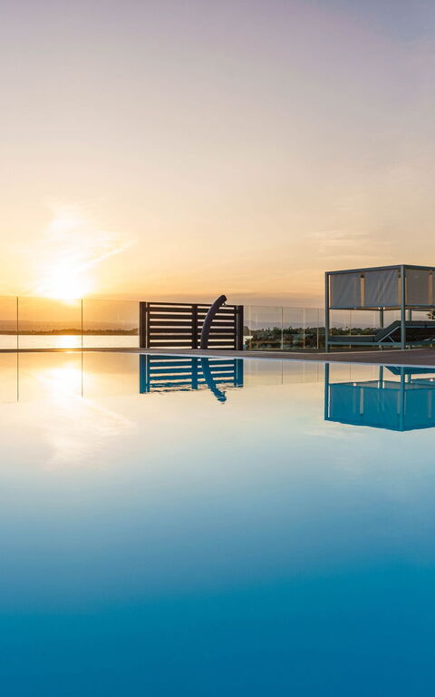 Villa Angelina: Keer bekeken, zwembad