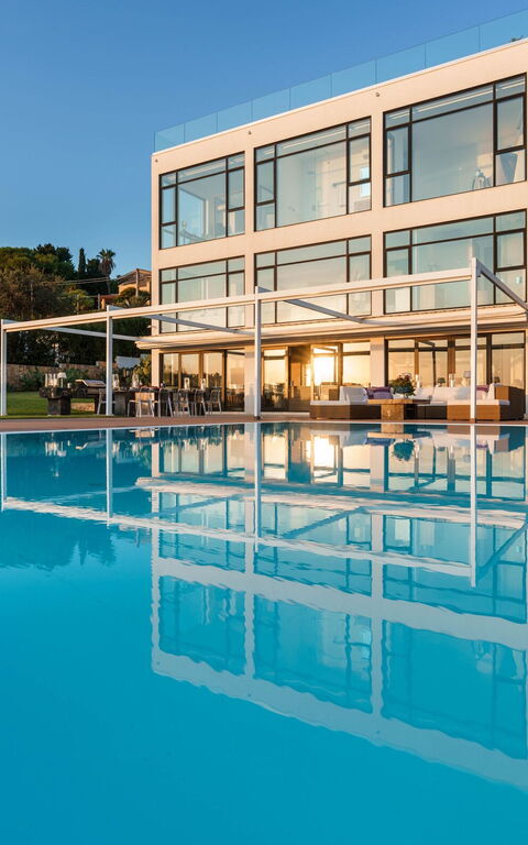 Villa Angelina: Buitenkanten, zwembad