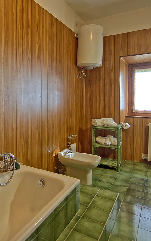 Villa Sorbaiano: Badkamer