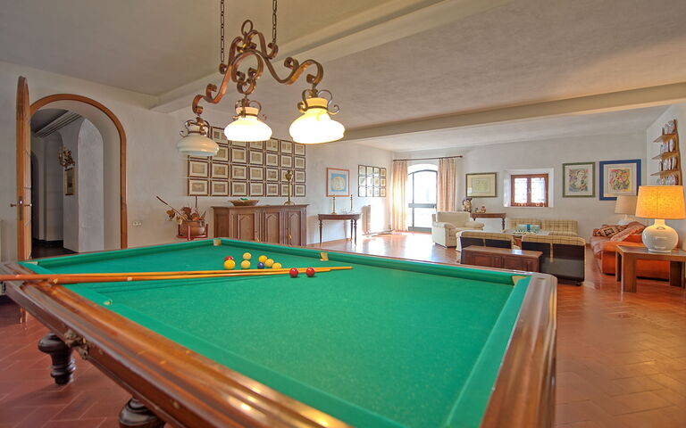 Villa Sorbaiano: Activiteiten, Woonkamer