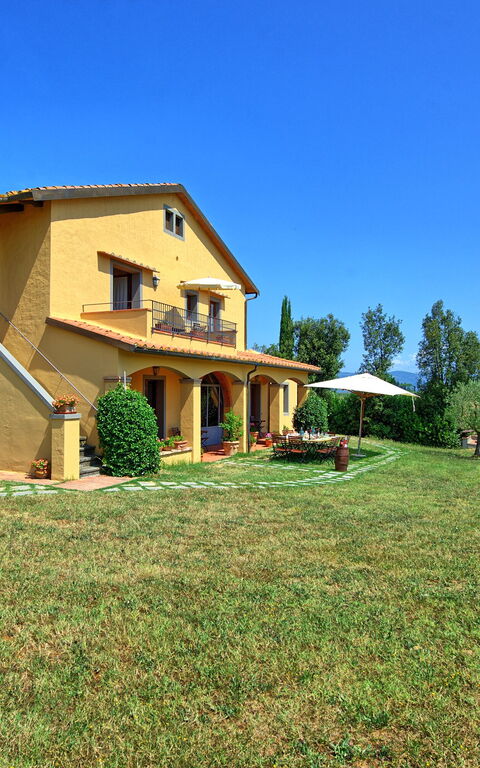 Nicola: Buitenshuis, Tuin