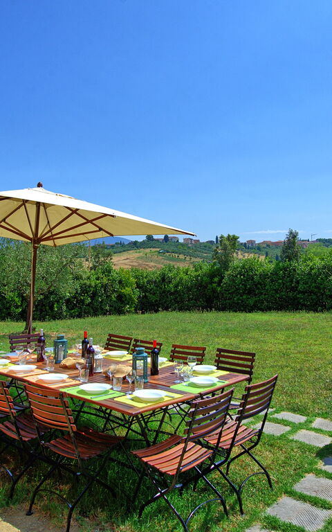 Nicola: Keer bekeken, Tuin