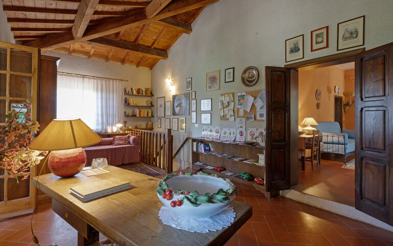 Casale Condottiero: Woonkamer