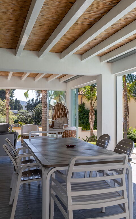 Villa Annalisa: Balkon / terras / patio, Buitenkanten, Buitenshuis, zwembad