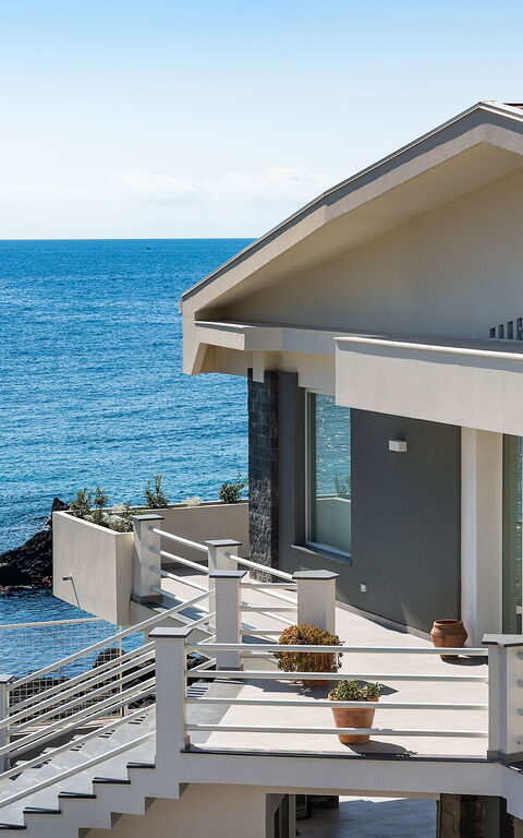 Villa Isabella: Keer bekeken