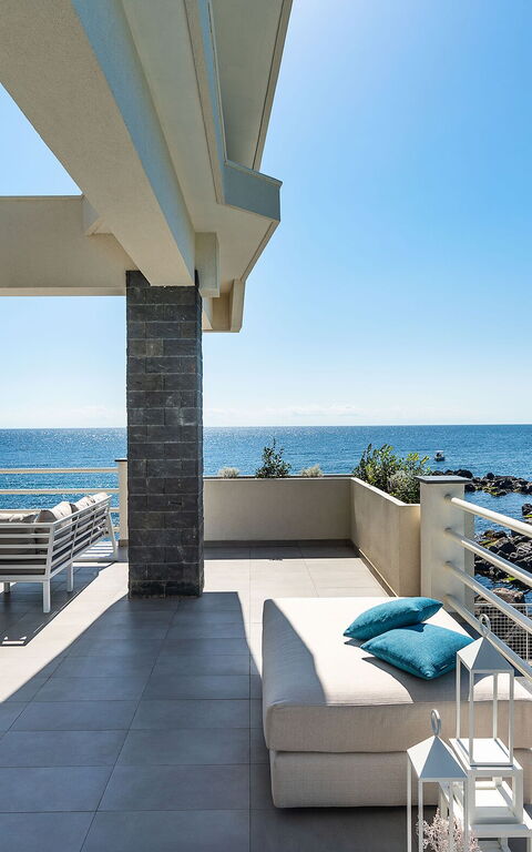 Villa Isabella: Balkon / terras / patio, Keer bekeken