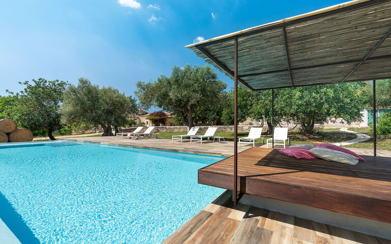 Villa Dimora Pura: zwembad