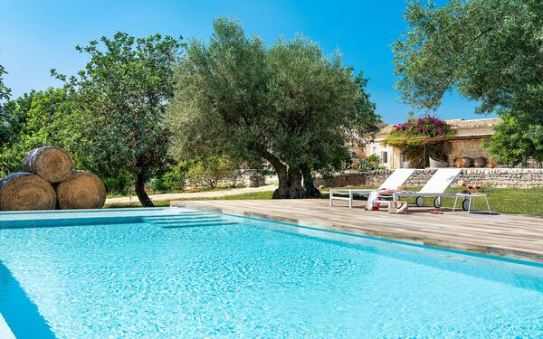 Villa Dimora Pura: zwembad